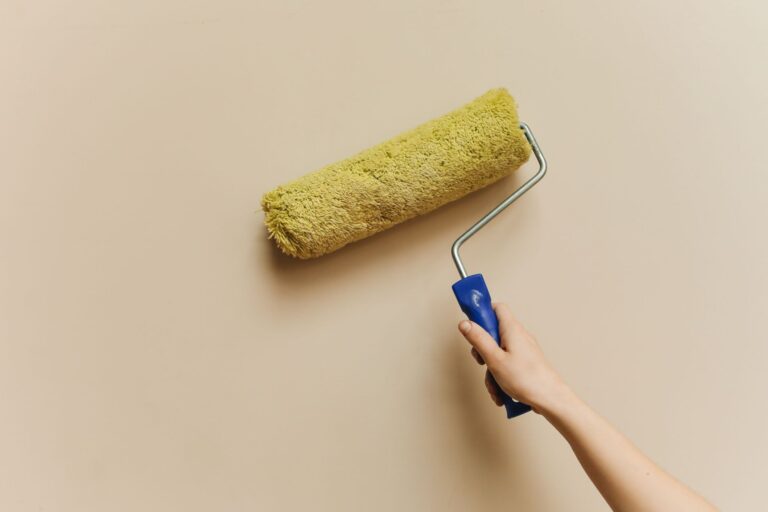 Thi Công Sơn Sika Miền Nam: Giải Pháp Chuyên Nghiệp Cho Độ Bền Vượt Trội